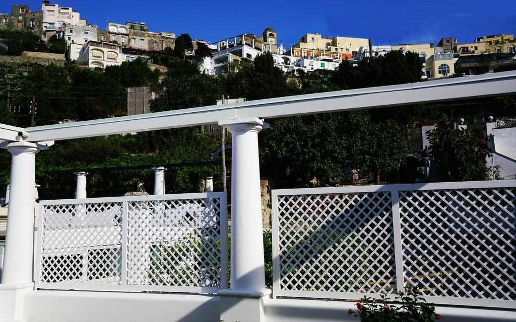 Villa Patrizi Капри Екстериор снимка